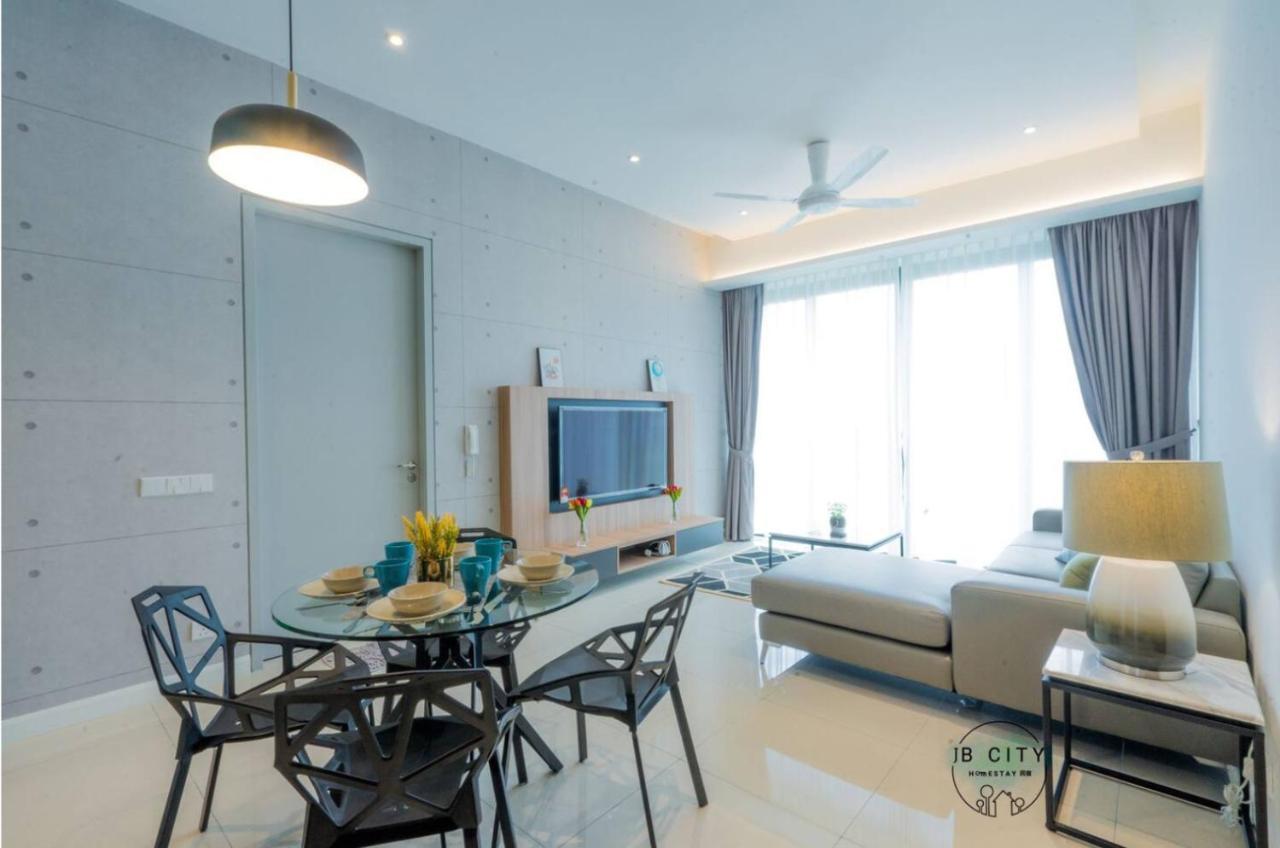Grand Medini Suites By Rr Jbcity Nusajaya  Esterno foto
