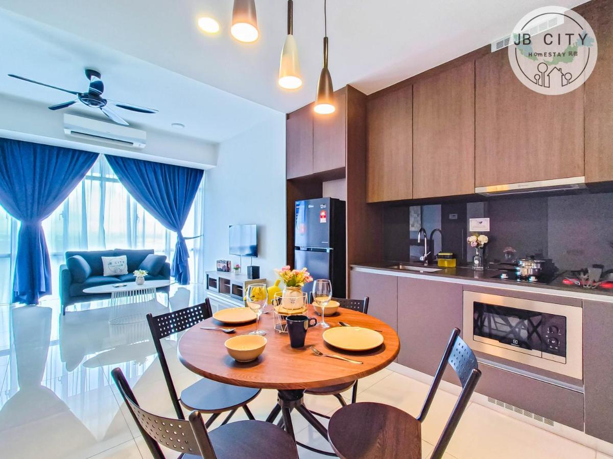 Grand Medini Suites By Rr Jbcity Nusajaya  Esterno foto